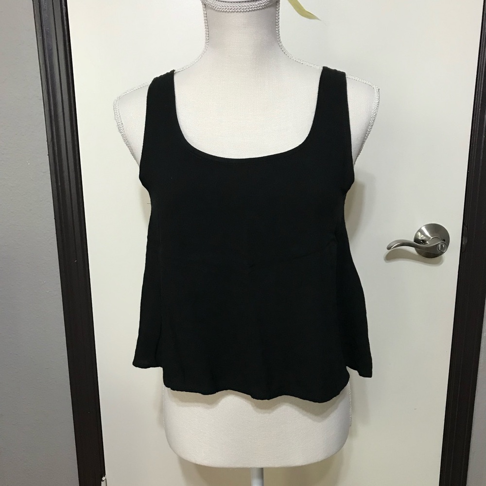 Open heart cut out tank top